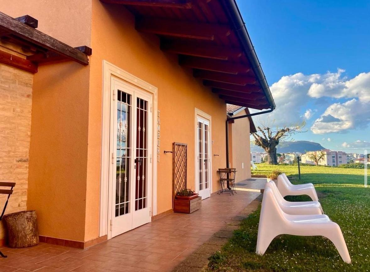Agriturismo Le Grange Numana Exterior photo